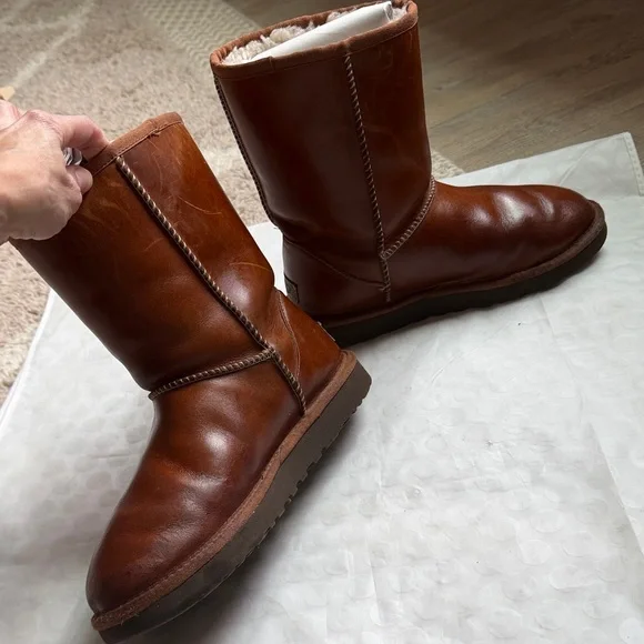 🌰 UGG 🌰 Women's Classic Short Water-resistant Leather •Chestnut • size 8 - Picture 7 of 13